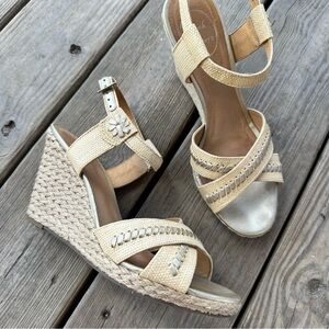 Jack Rogers Abbey Wedge Heel Sandals in Natural Raffia and Gold 9